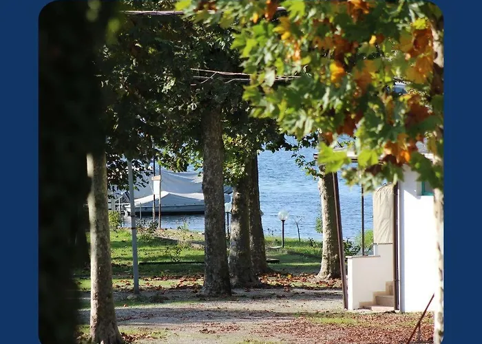 Happy Camp Mobile Homes In Lido Di Sesto Boats&restaurant * Sesto Calende